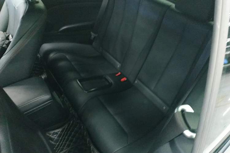 Used BMW 2 Series 2018 220i Convertible Coupe Sports Design Package
