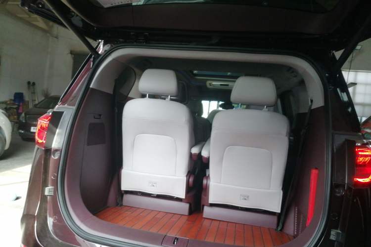 Used Buick GL8 2022 Facelift Avenir Aivia Six-Seat Deluxe Edition
