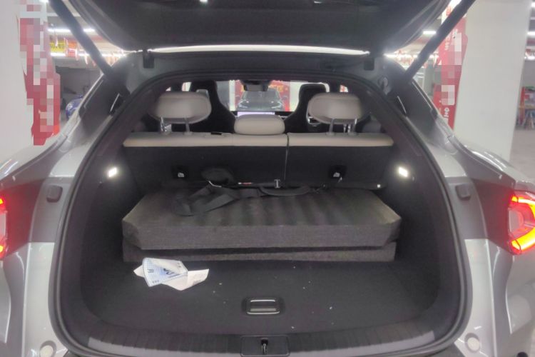 Used  YU7 2025 Ultra-Long Range Rear-Wheel Drive Version
