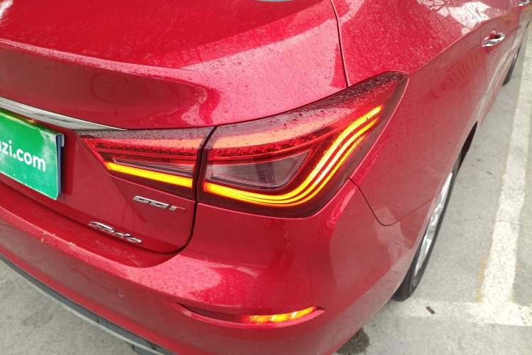 Used Changan Eado 2019 High-Energy Edition 1.6L GDI Automatic Pioneer Model China VI Standard