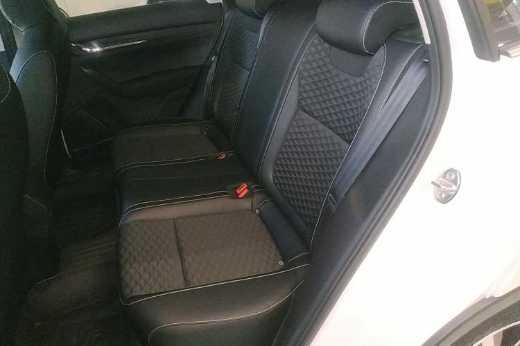 Used Skoda Kamiq 2020 1.5L Automatic Comfort Edition
