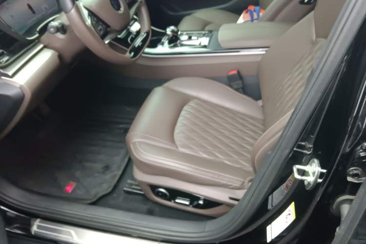 Used BYD Han 2023 EV Champion Edition 605KM Front-Drive Premium Model
