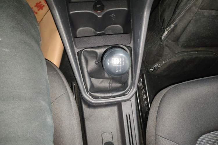 Used Volkswagen Jetta 2017 1.5L Manual Fashion Edition
