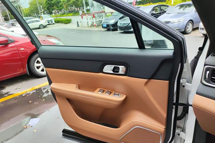 Used Li Auto ONE 2021 Extended-Range 6-Seater Version
