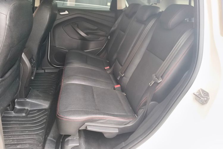 Used Ford Kuga 2015 1.5L GTDi Two-Wheel-Drive Comfort Model