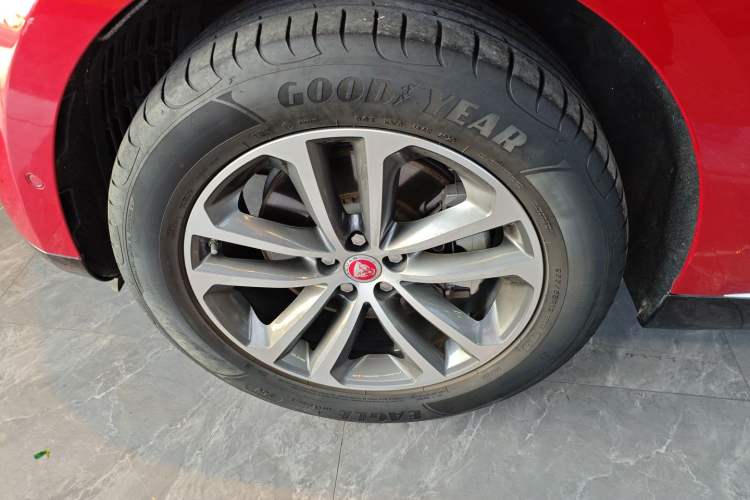 Used Jaguar F-PACE 2021 250 PS
