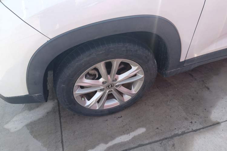 Used Dongfeng Fengon S560 2018 1.8L CVT Elite Model 7 Seats
