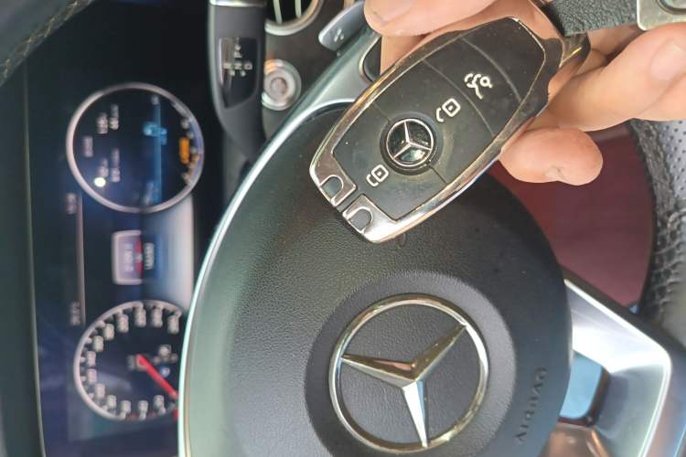 Used Mercedes-Benz E-Class 2016 E 200 L Sport Edition
