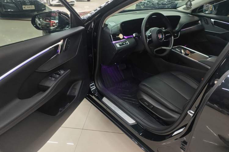 Used Buick LaCrosse 2023 Restyled 25T Cross-Country Edition