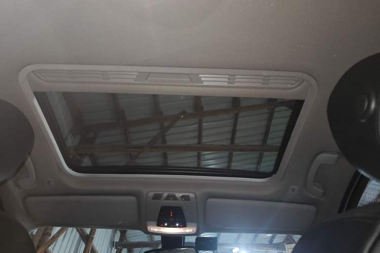 Used BMW 3 Series 2014 320Li Luxury Design Package
