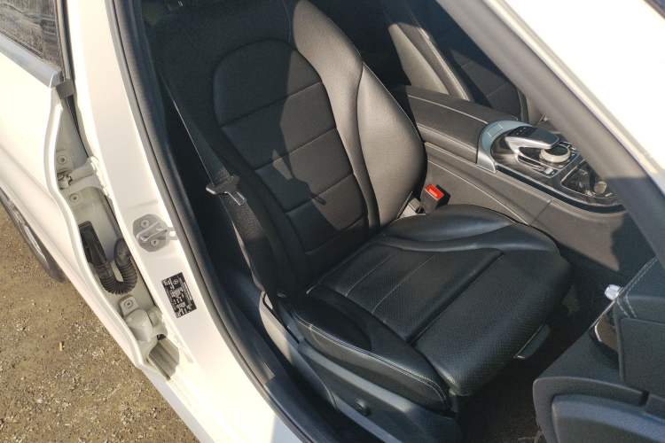 Used Mercedes-Benz C-Class 2017 Facelift C 200 L Sport Edition