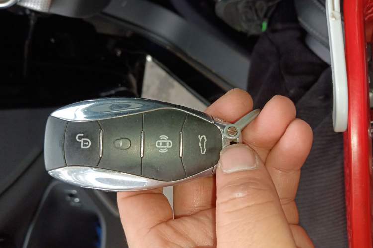 Used Hongqi H5 2023 1.5T DCT Smart Connect Flagship Edition
