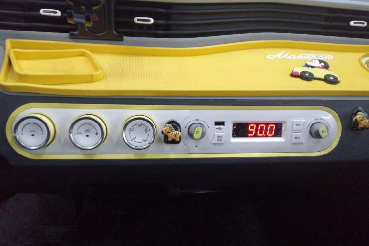 Used Wuling Hongguang MINIEV 2021 Macaron Fashion Edition Lithium-Ion Battery