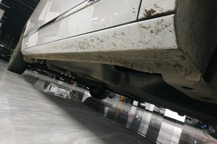 Used Buick GL8 2021 Land Cruiser Executive Class 652T Luxury Model
