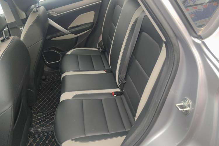 Used Geely Auto Coolray 2020 PRO 240T DCT Hunter
