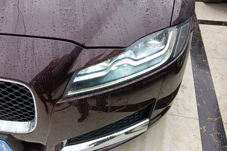 Used Jaguar XFL 2018 XFL 2.0T 250 PS Luxury Edition
