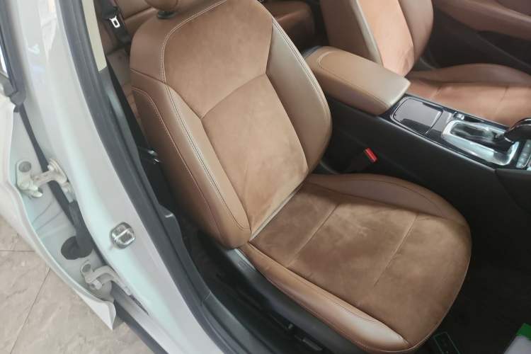 Used Buick Regal 2019 Revised 20T Luxury Version China VI Standard
