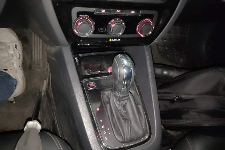 Used Volkswagen Sagitar 2018 1.6L Automatic Comfort Model