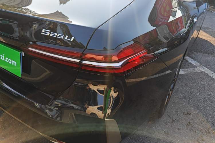 Used BMW 5 Series 2024 525Li Luxury Package
