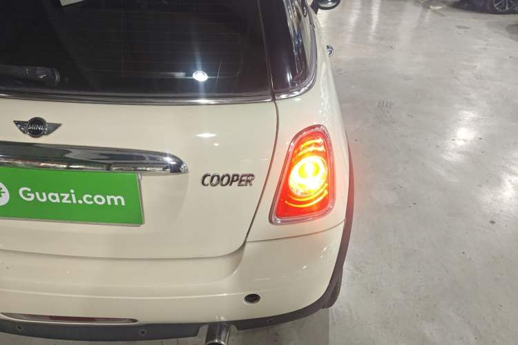 Used  MINI 2012 1.6L COOPER Baker Street
