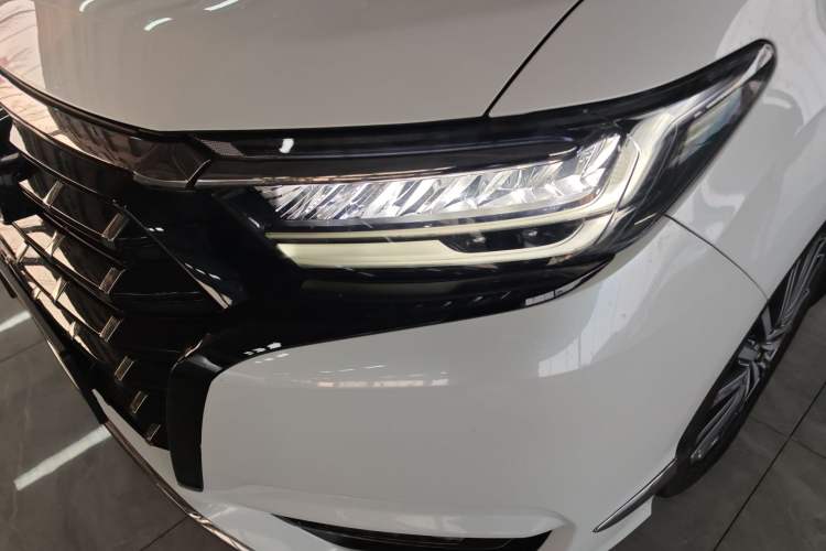 Used Honda Elysion 2022 2.0L eHEV Luxury Edition