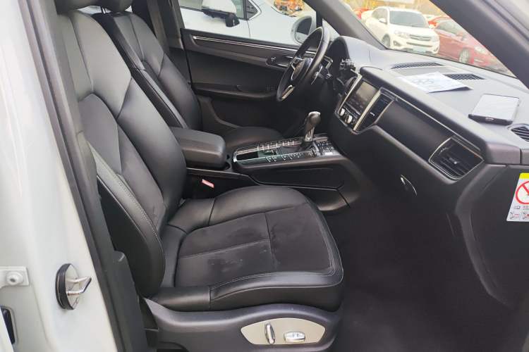 Used Porsche Macan 2014 Macan 2.0T
