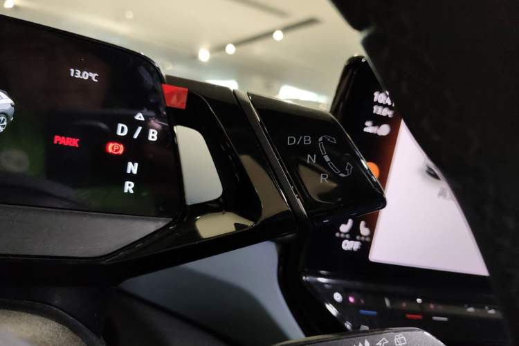 Used Volkswagen ID.4 X 2021 Pro Smart Long-Range Edition
