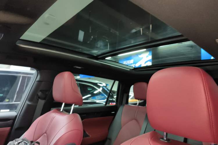 Used Toyota Crown Kluger 2021 2.5L HEV Four-Wheel Drive Flagship Edition
