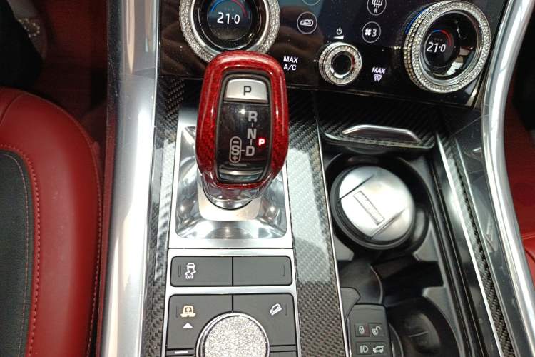 Used Land Rover Range Rover Sport 2021 3.0 L6 YAO Black Edition
