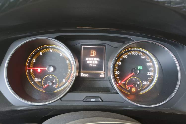 Used Volkswagen Tiguan L 2020 330TSI Automatic Two-Wheel Drive Panoramic Comfort Edition China VI Standard
