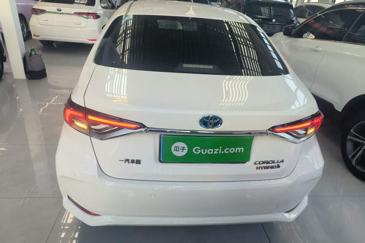 Used Toyota Corolla 2021 Dual-Motor 1.8L E-CVT Elite Edition

