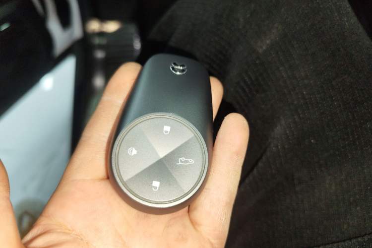 Used Nio ES8 2018 355 km Base Version 6-Seater Edition
