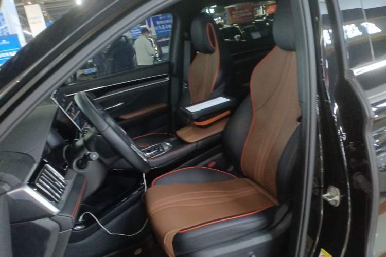 Used BYD Song PLUS New Energy 2021 DM-i 100KM Four-Wheel Drive Flagship PLUS