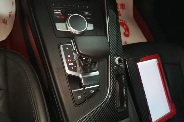 Used Audi A4L 2019 40 TFSI Fashion Edition China VI Emission Standard