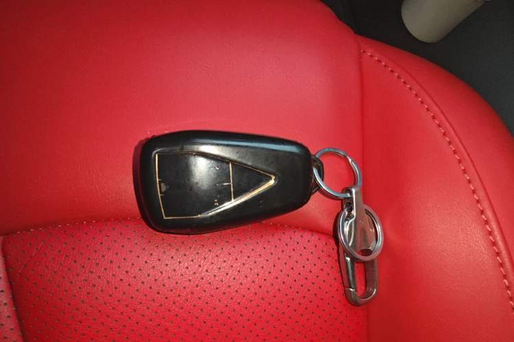 Used Changan UNI-T 2020 1.5T Flagship Version
