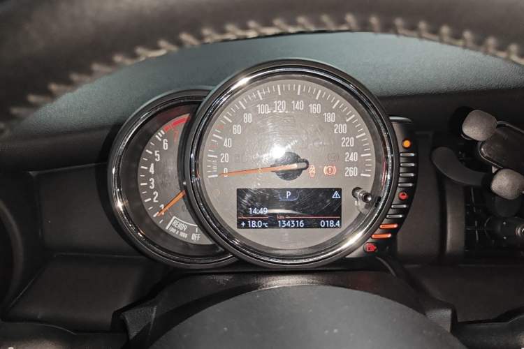 Used  MINI 2016 1.2T ONE Pioneer Edition
