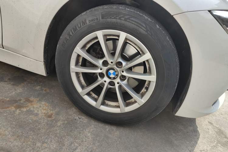 TDK.VehicleDetails.img