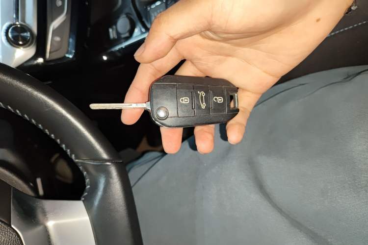 Used Peugeot 308 2016 1.6L Automatic Luxury Edition