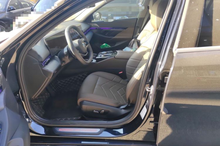 Used BMW 5 Series 2024 530Li Leading Luxury Package
