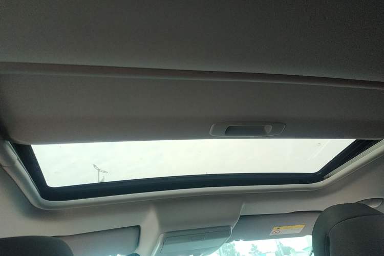 Used Peugeot 3008 2016 1.6THP Automatic Classic Edition
