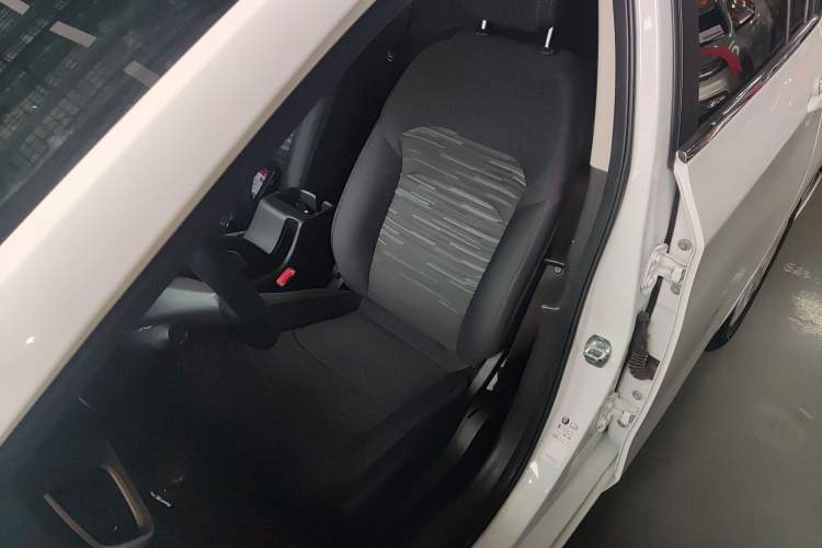 Used Chevrolet Cavalier 2019 320 Automatic Enjoyment with Sunroof