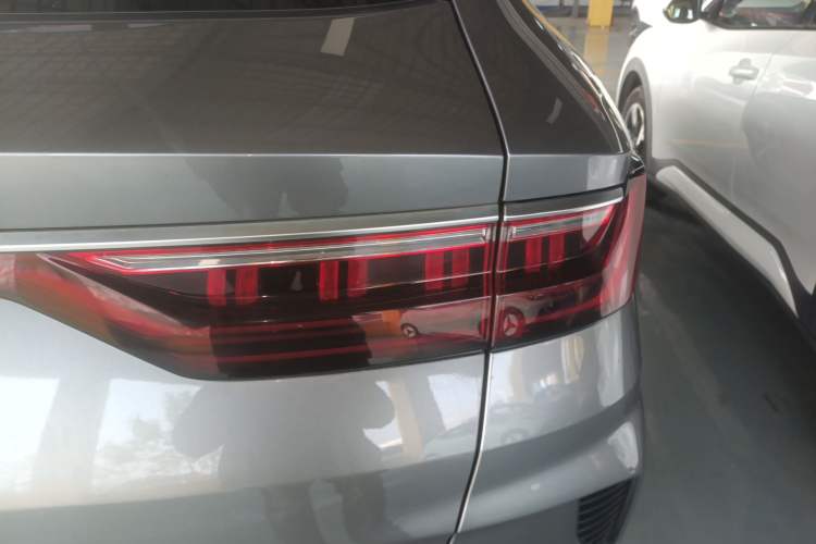 Used BYD Song PLUS New Energy 2021 EV Flagship Model
