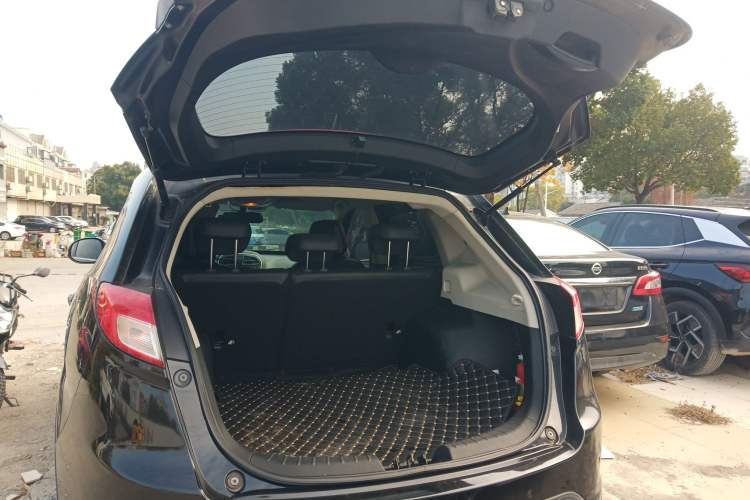 Used GAC Trumpchi GS5 2012 2.0L Manual Two-Wheel Drive Elite Edition
