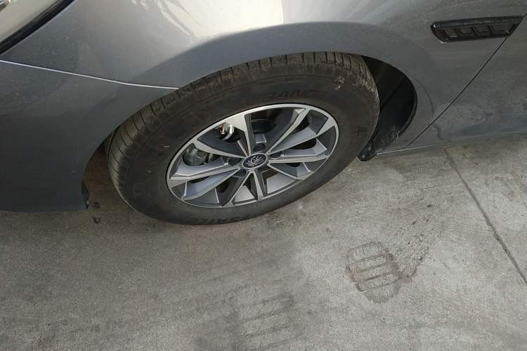 Used BYD Qin PLUS 2024 HONOR Edition DM-i 55KM Leading Model
