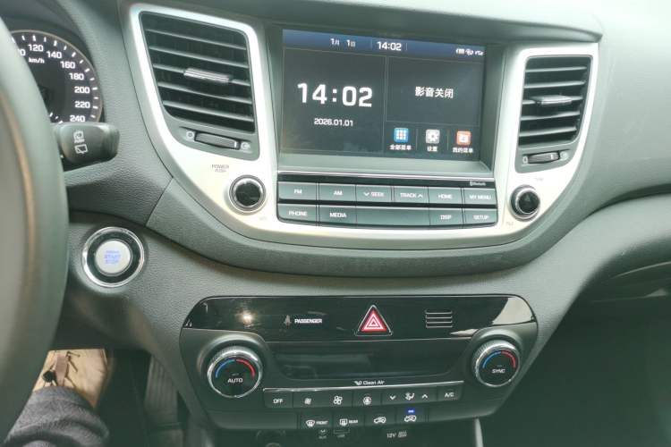 Used Hyundai Tucson 2015 1.6T Dual-Clutch Two-Wheel-Drive Smart Model