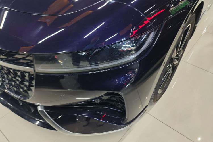 Used VOYAH PASSION 2024 PHEV Four-Wheel Drive Ultra-Long Range Flagship Model
