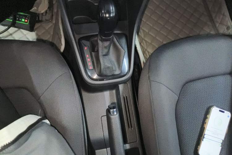 Used Volkswagen Santana 2015 1.6L Automatic Fashion Edition
