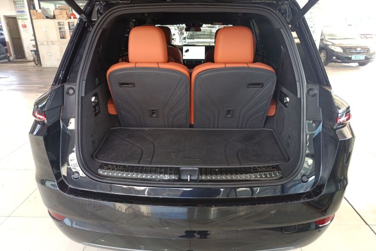 Used Li Auto L9 2022 Max model
