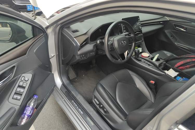 Used Toyota Avalon 2019 2.0L XLE Premium Edition China VI