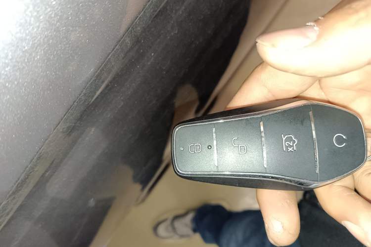 Used BYD Song PLUS New Energy 2024 HONOR Edition DM-i 110km Flagship PLUS
